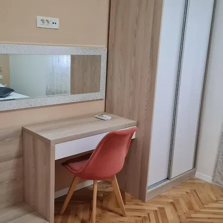 Prizmic Podstrana