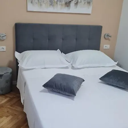 Apartment Prizmic *