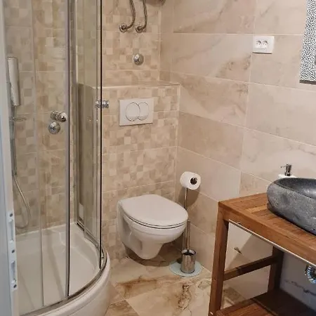Prizmic Apartment