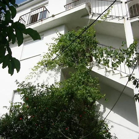 Apartment Prizmic Podstrana